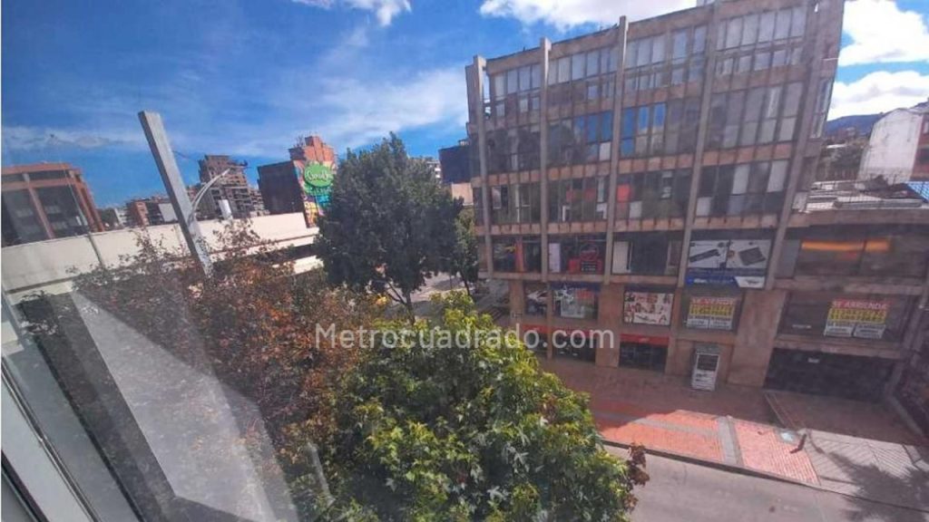 L300902 Estratego Inteligencia Inmobiliaria | Bogotá | Colombia | Espacios Comerciales Disponibles